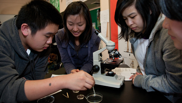 Students get a hands-on science lesson at Wallenberg High School. Students get a hands-on science lesson at Wallenberg High School.