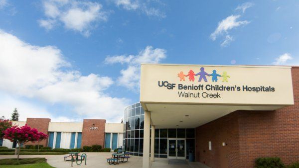 External shot of the Walnut Creek Outpatient Center