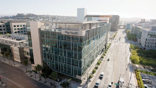 An aerial shot of the UCSF Medical Center at Mission Bay