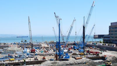 Construction_at_Mission_Bay.jpg