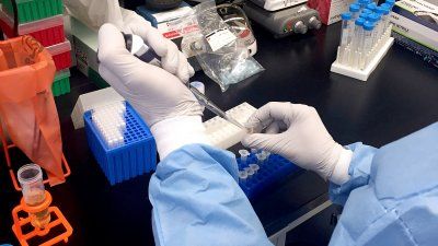 zika-lab-research.jpg