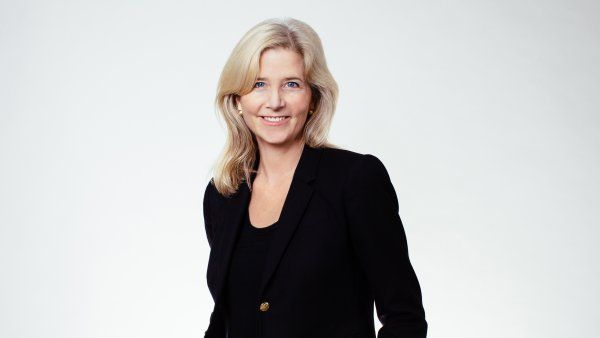 Jennifer_Arnett_final.jpg